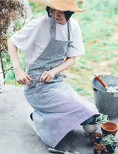 画像をギャラリービューアに読み込む, 【デニム】やわらかいデニムエプロン|名入れ刺繡|肩紐が落ちない